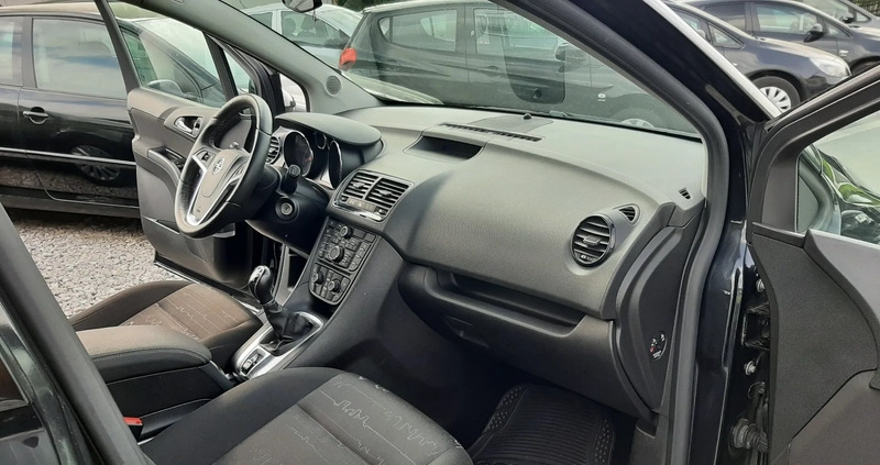 Opel Meriva cena 32700 przebieg: 150000, rok produkcji 2015 z Sępopol małe 154